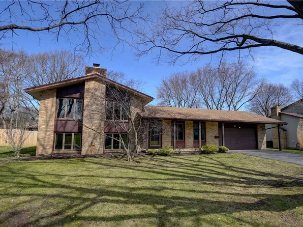 138 Shale Dr, Rochester, NY 14615