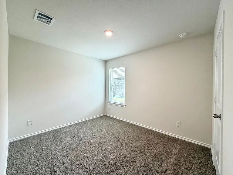 1116 Riverbrook Ln — Photo 7