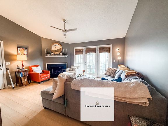 3rd image of 605 Pelham Square Way