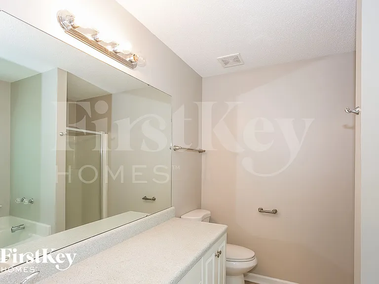 109 W Bank Dr — Photo 12