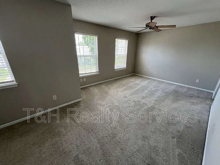12675 Justice Xing — Photo 11
