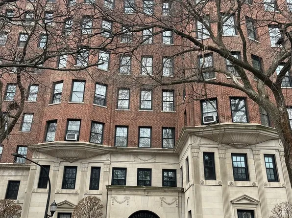 2608 N Lakeview Ave APT 6D, Chicago, IL 60614