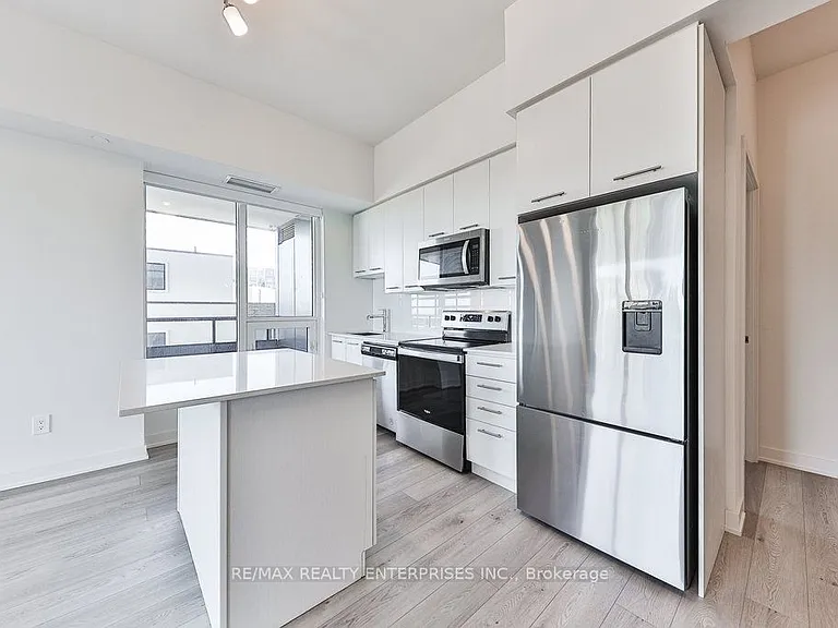 385 Winston Rd #408 — Photo 4
