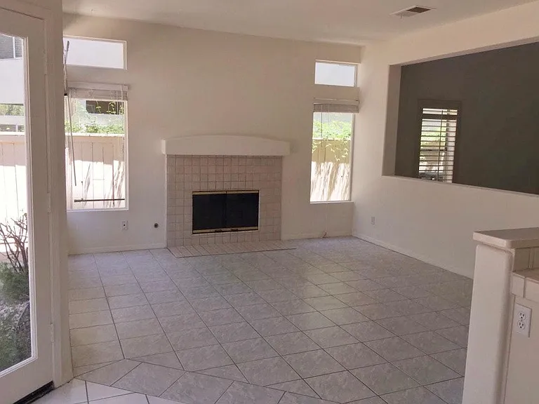 8207 E White Fir Ln — Photo 3