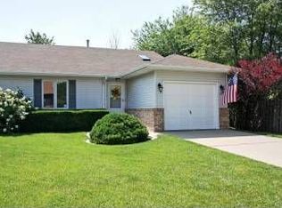 2601 S Chase Dr, Springfield, IL 62704