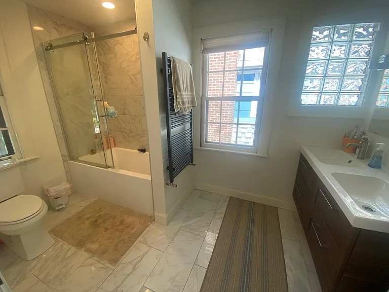 1220 Grant St — Photo 12