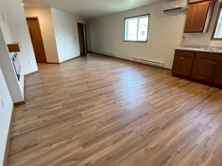 1520 Chase St — Photo 10