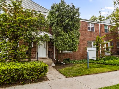 2321 W Birchwood Ave, Chicago, IL, 60645