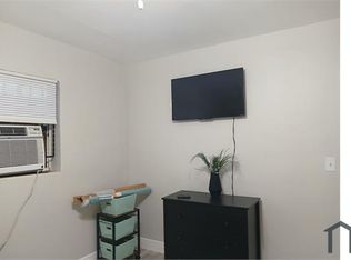 2569 York St APT 1, Opa Locka, FL 33054