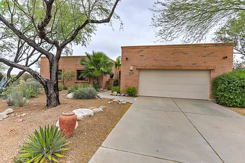 1410 W Hidden Crest Ct Photo 1