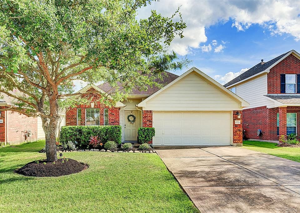 Welcome home to 6022 Yaupon Ridge Dr located in the quaint neighborhood of Rose Ranch!