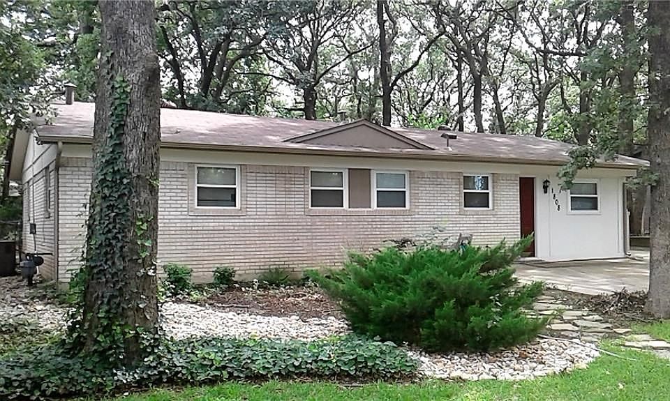 1st image of 1808 Mimosa Dr