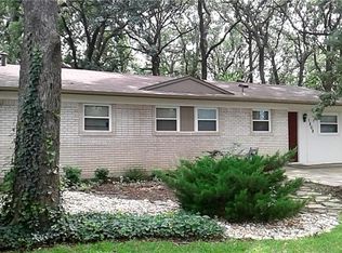 1808 Mimosa Dr, Arlington, TX 76012
