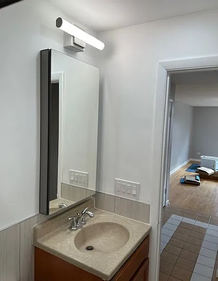 4707 Washington St #303 — Photo 5