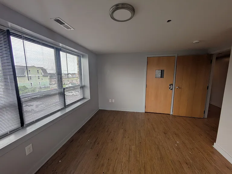 60 Coleman St #3H — Photo 10