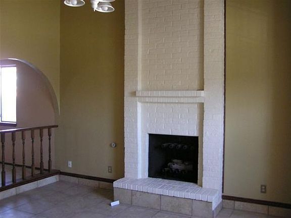 2nd image of 713 Dorsey Dr