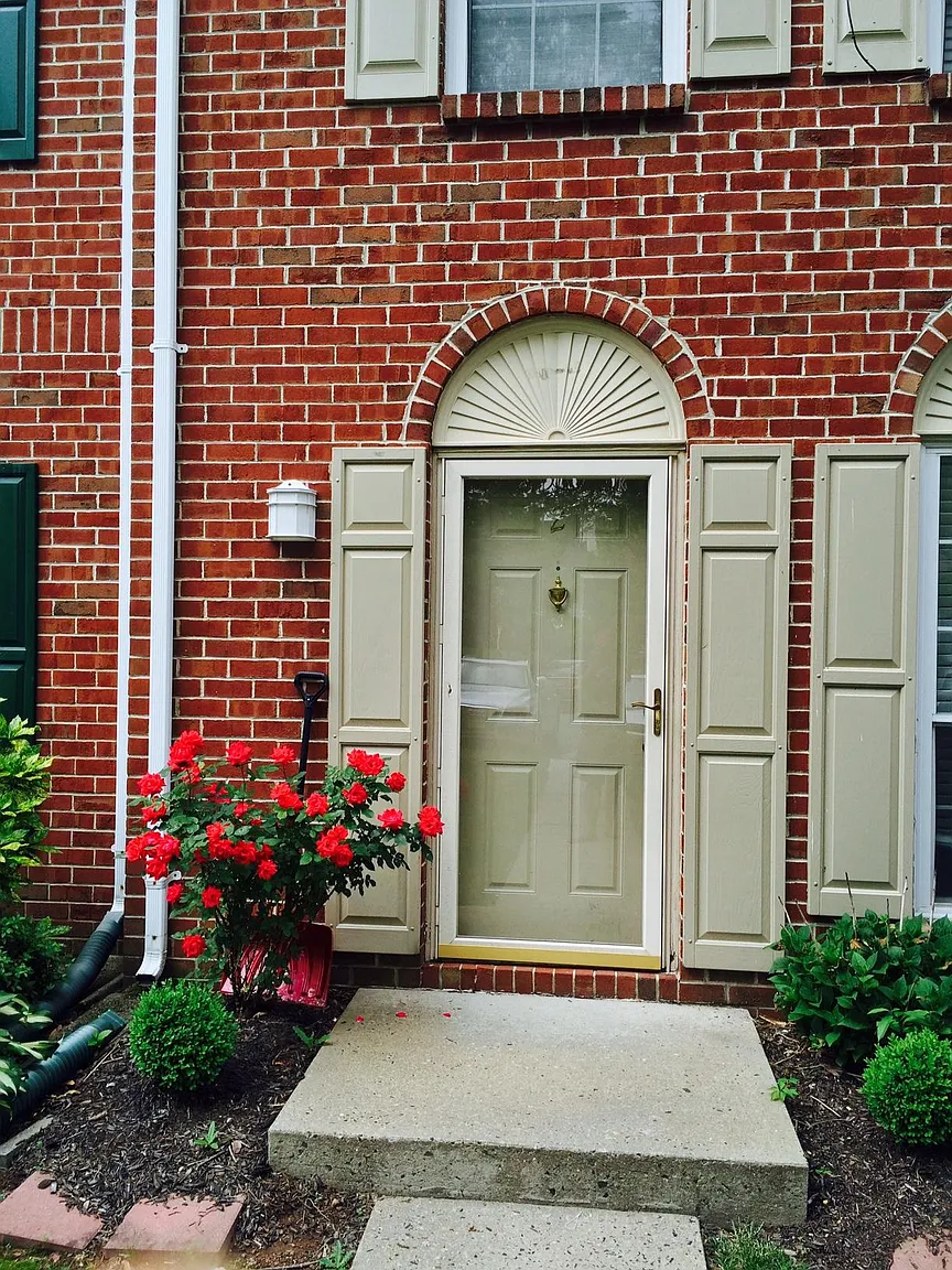 2 Dartmouth Way photo 1
