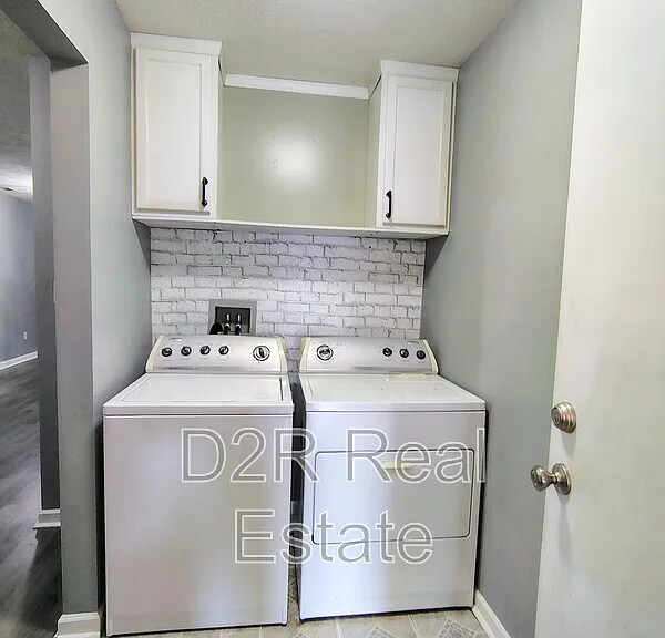 1095 Taurus Ln — Photo 7