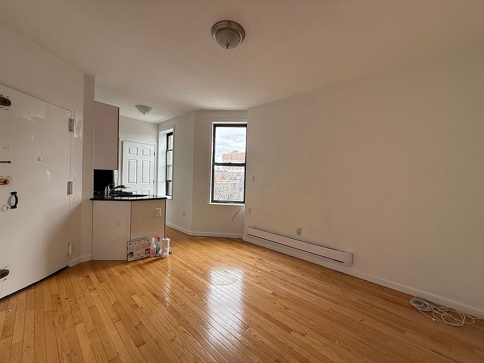 1st image of 174 Delancey St APT 11F