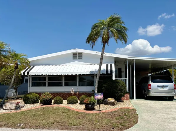 933 Questa W, Venice, FL 34285