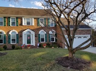 13103 Meadow Hall Ct, Herndon, VA 20171