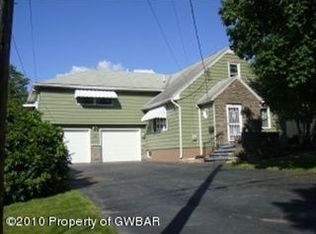 50 Hilldonia Ave, Dallas, PA 18612