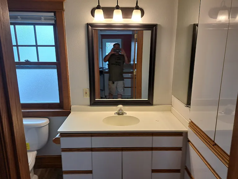 208 W Main St — Photo 4