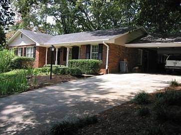 Enjoy watching Roswellians Walk, Run Stroll, and Drive by from your front porch. One half of a mile straight out your front door to the north end of Canton Street.