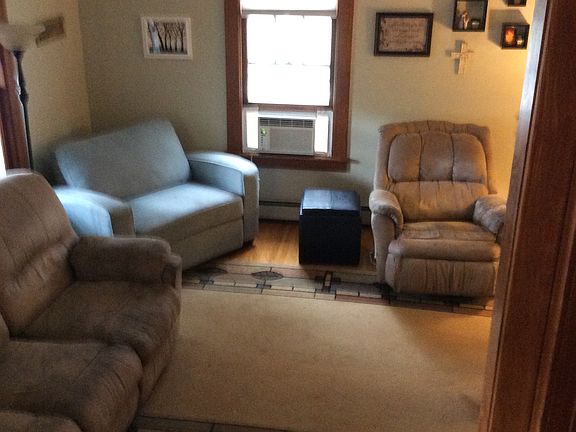 2nd image of 217 Hunt Ave