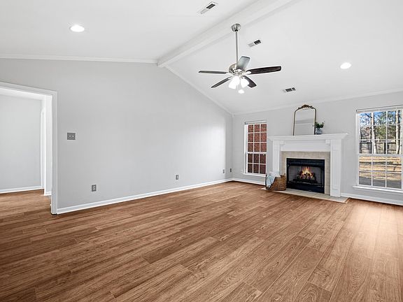 5th image of 14 Alpine Ln