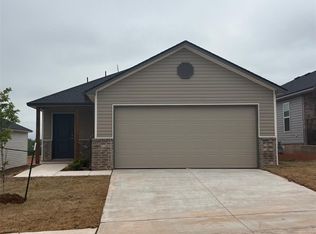 1114 Colt Dr, Guthrie, OK 73044
