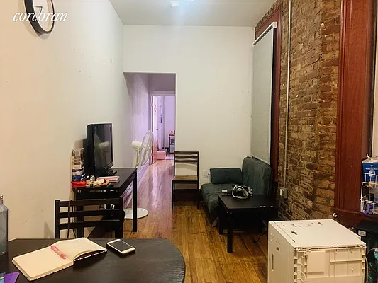 Rented by Corcoran | media 21