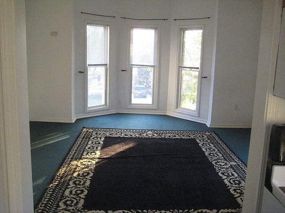 4th image of 622 Grant St