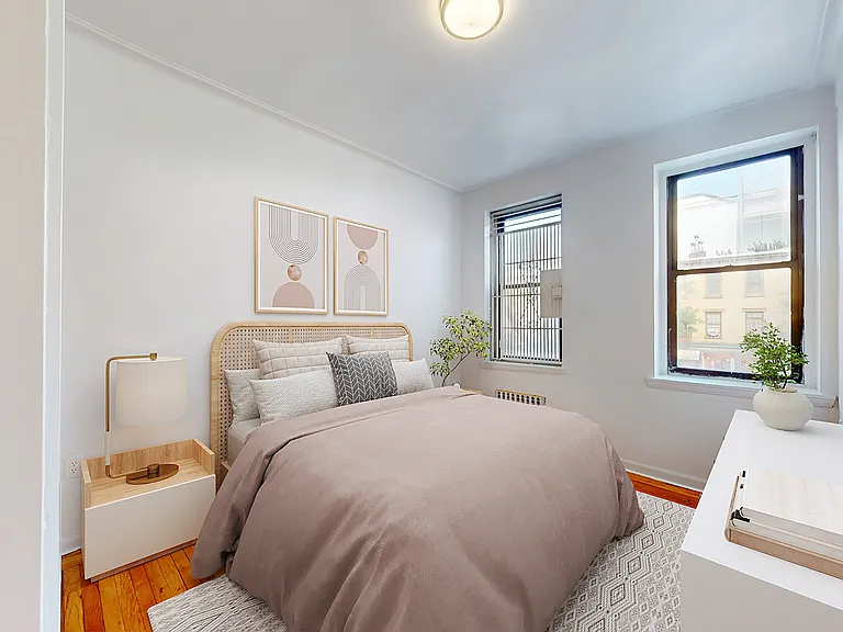 78 W 11th St #4 — Photo 3