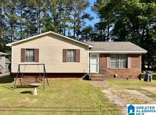 1255 25th Ave N, Hueytown, AL 35023