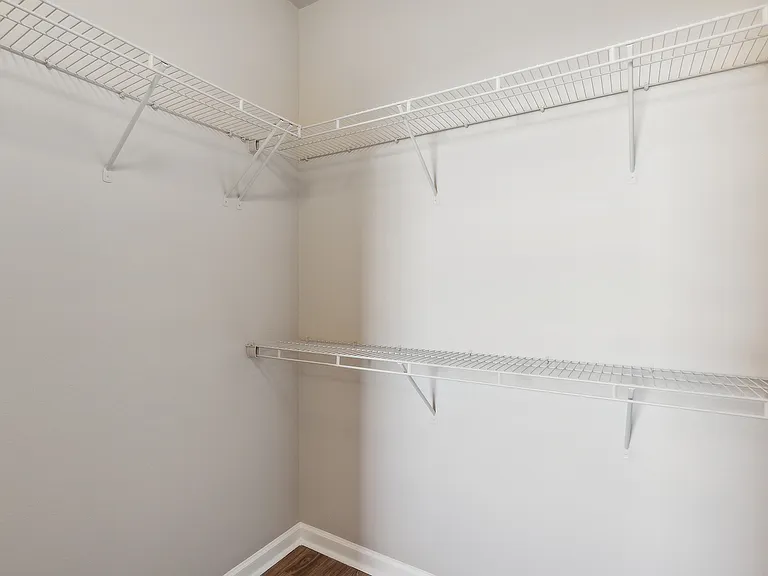 2 Bedroom Premier Garden-Renovated