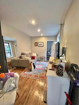 Rented by Corcoran | media 14