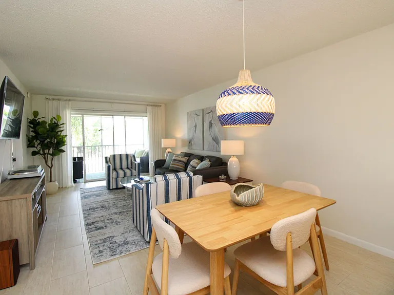 1686 Blue Point Ave #B7 — Photo 16
