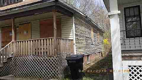 4452 Montclair
