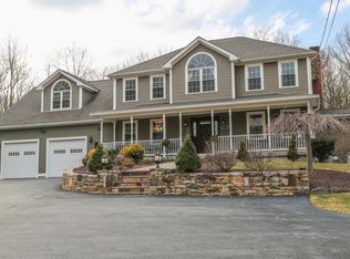 115 Mountaindale Rd, Smithfield, RI 02917