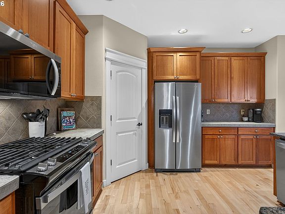 5th image of 17165 SW King Richard Ct