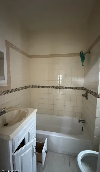 205 Parker Ave #2 — Photo 5