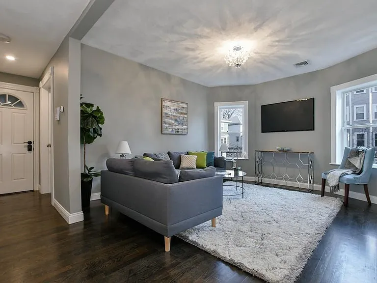 26 Elder St #1 — Photo 9