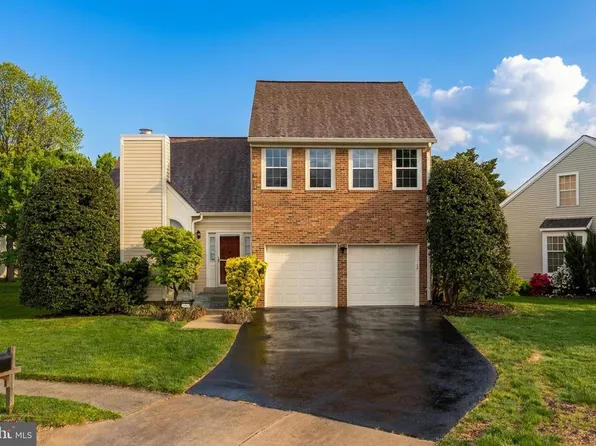 3643 Paoli Ct, Chantilly, VA 20151