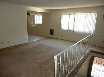 3rd image of 763 Euclid Ave APT 4