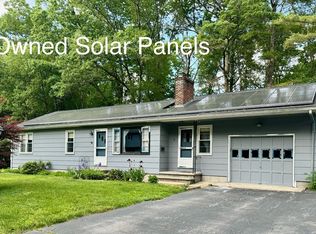 10 Elizabeth St, Dudley, MA 01571