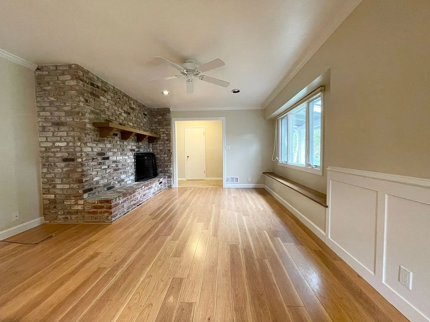 Beautifully Updated 3 Bed 2 Bath Los Altos Home - Commuter's Dream! — Photo 3