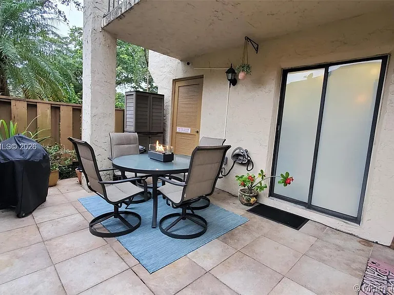 40 Wimbledon Lake Dr #216 — Photo 14
