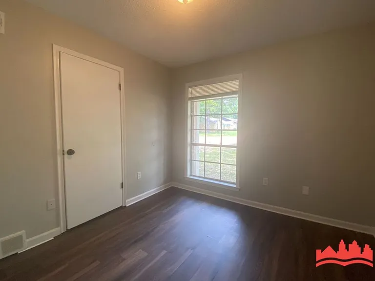 8743 Greenbrook Pkwy — Photo 8