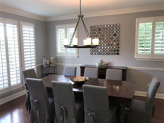 4th image of 2711 Azzuro Way